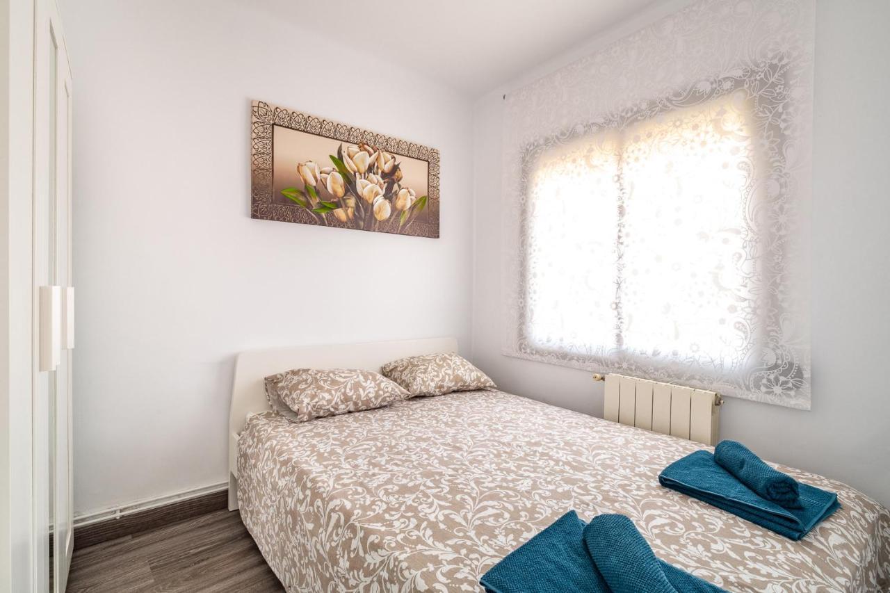 Lovely Apartment Barca 2 Сант Адриа де Бесос Екстериор снимка